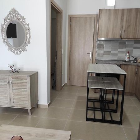 Ferienwohnung Nastazia Néa Péramos Exterior foto