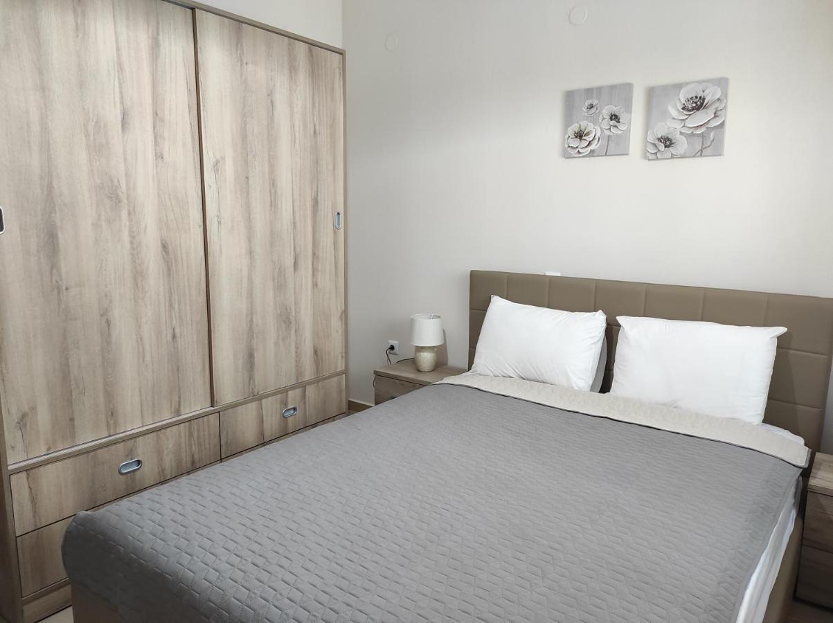 Ferienwohnung Nastazia Néa Péramos Exterior foto