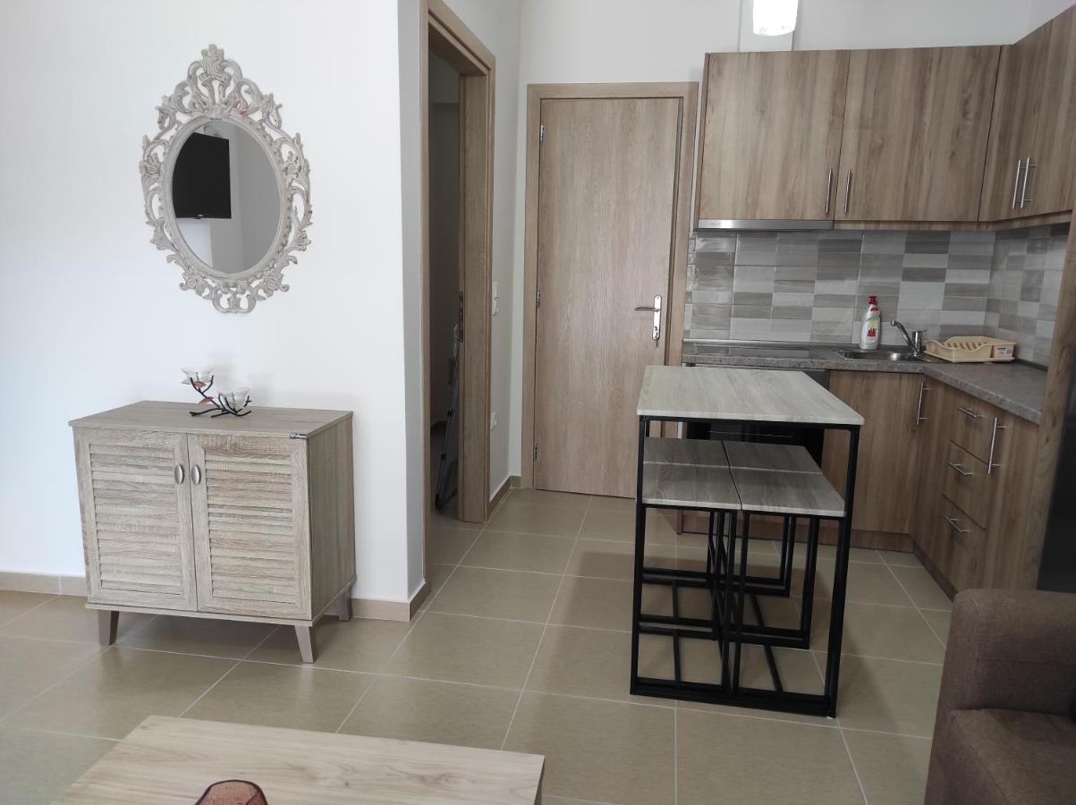 Ferienwohnung Nastazia Néa Péramos Exterior foto