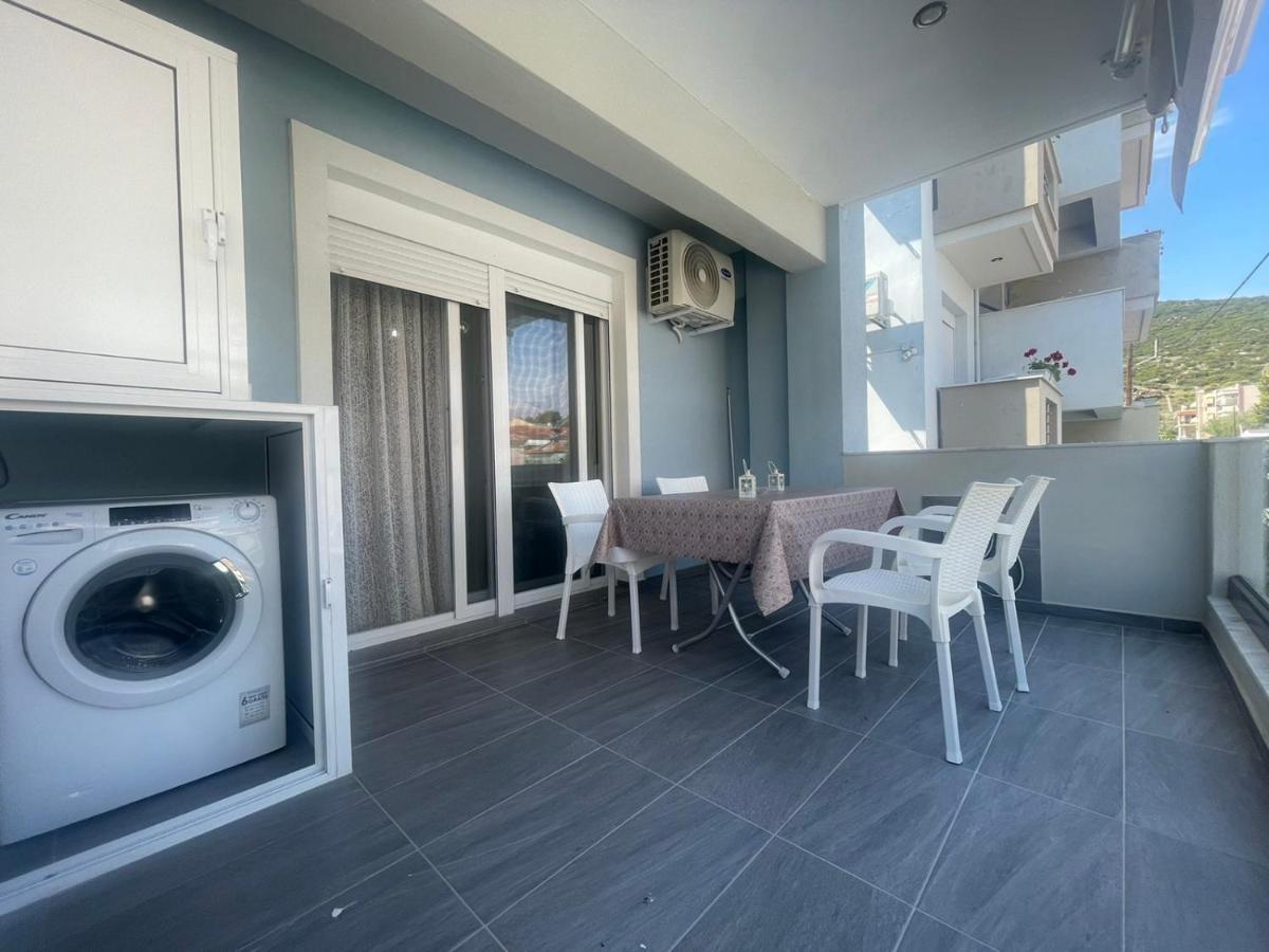 Ferienwohnung Nastazia Néa Péramos Exterior foto