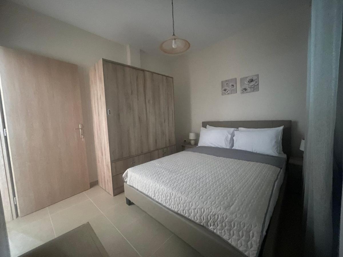 Ferienwohnung Nastazia Néa Péramos Exterior foto