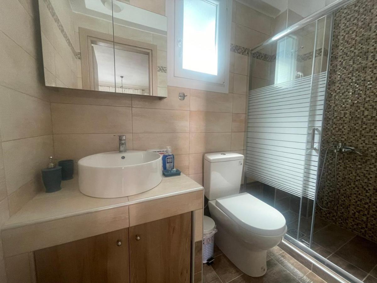 Ferienwohnung Nastazia Néa Péramos Exterior foto